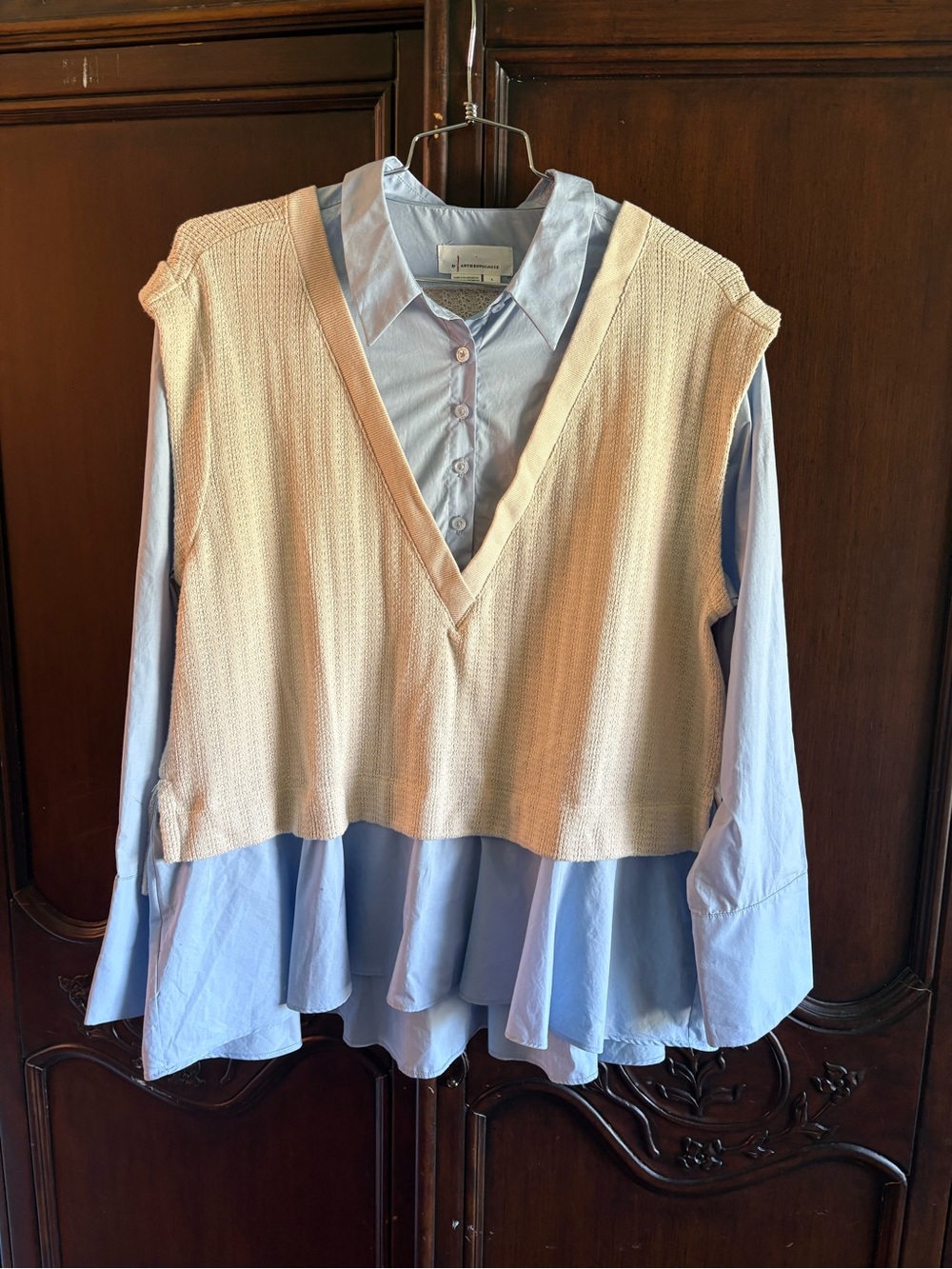 By Anthropologie Ruffle Twofer Sweater
Vest Blouse Cream & Blue Large